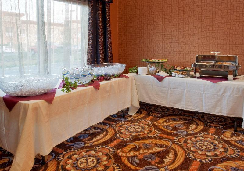 فندق Holiday Inn Express & Suites Sacramento Ne Cal Expo, An Ihg