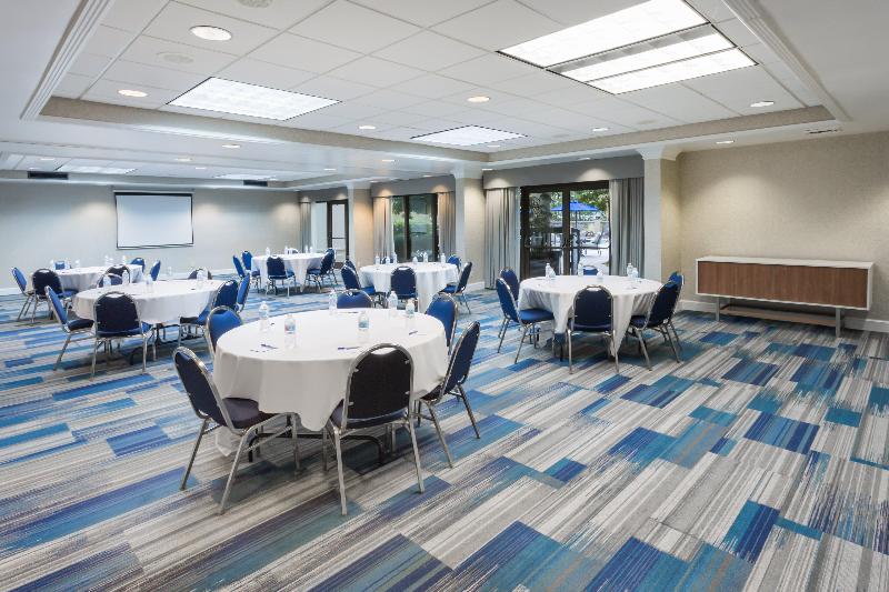 בית מלון כפרי Holiday Inn Express & Suites Wilmington University Center, An Ihg