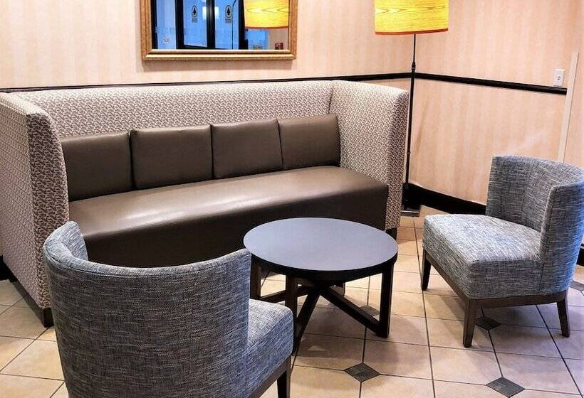 酒店 Holiday Inn Express Syracuse Airport, An Ihg