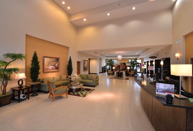 هتل Holiday Inn Montgomery South Airport, An Ihg