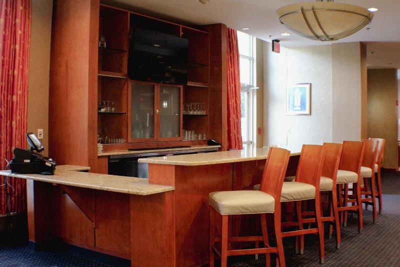 Delta Hotels By Marriott Colonial Heights