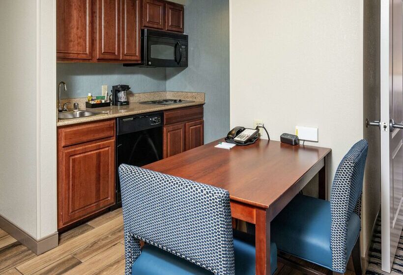 Отель Homewood Suites By Hilton Portland