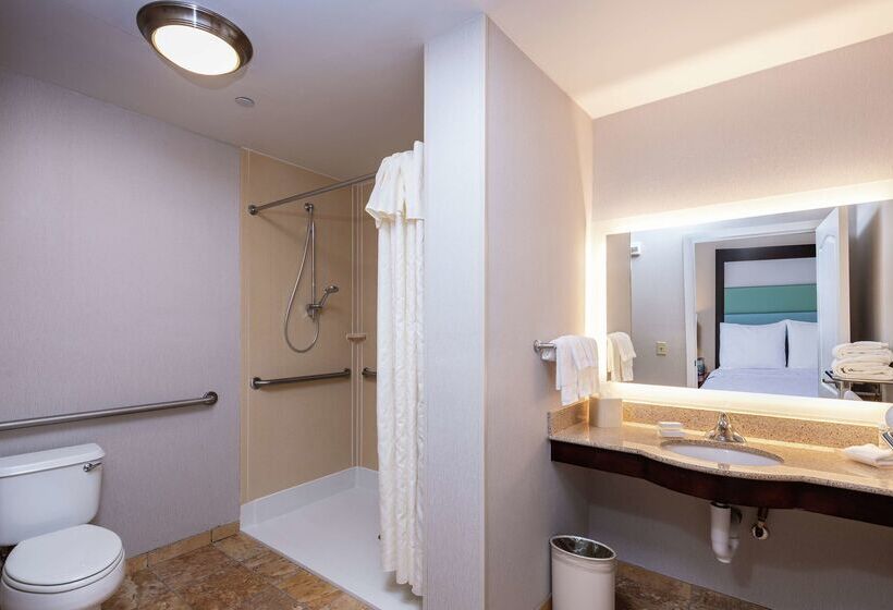 Отель Homewood Suites By Hilton Portland