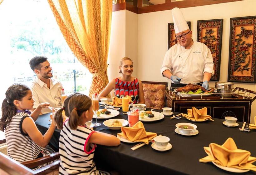 هتل Jpark Island Resort & Waterpark Cebu