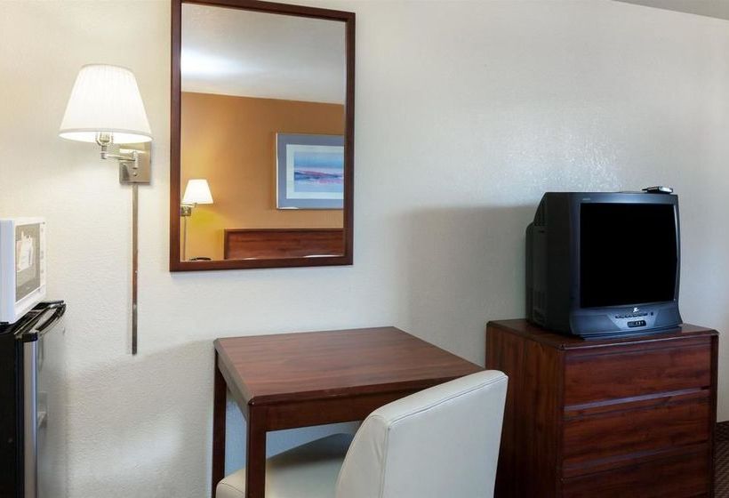 فندق Country Inn And Suites By Radisson Flagstaff Downt