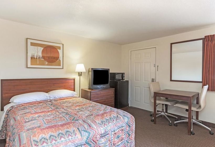 فندق Country Inn And Suites By Radisson Flagstaff Downt