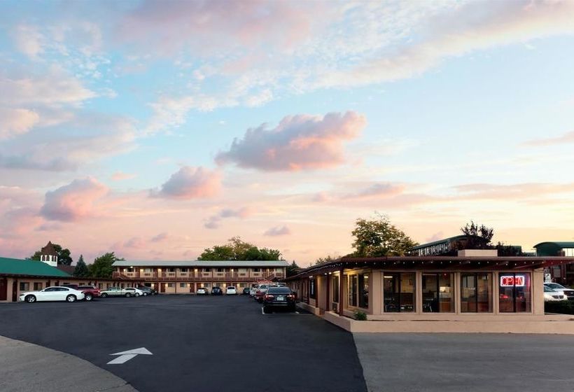 فندق Country Inn And Suites By Radisson Flagstaff Downt