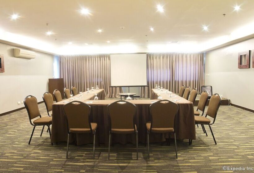 Lancaster Hotel Manila