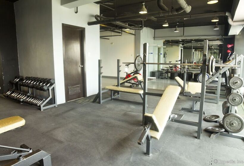 Lancaster Hotel Manila