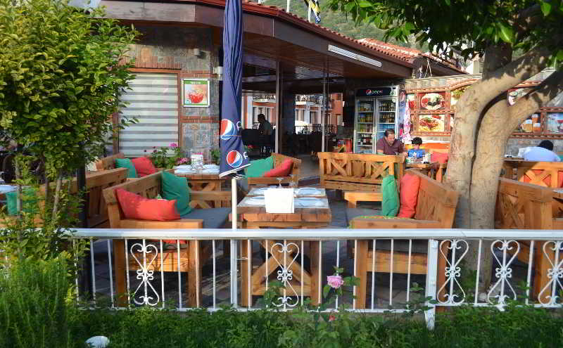 Отель Magic Tulip Beach