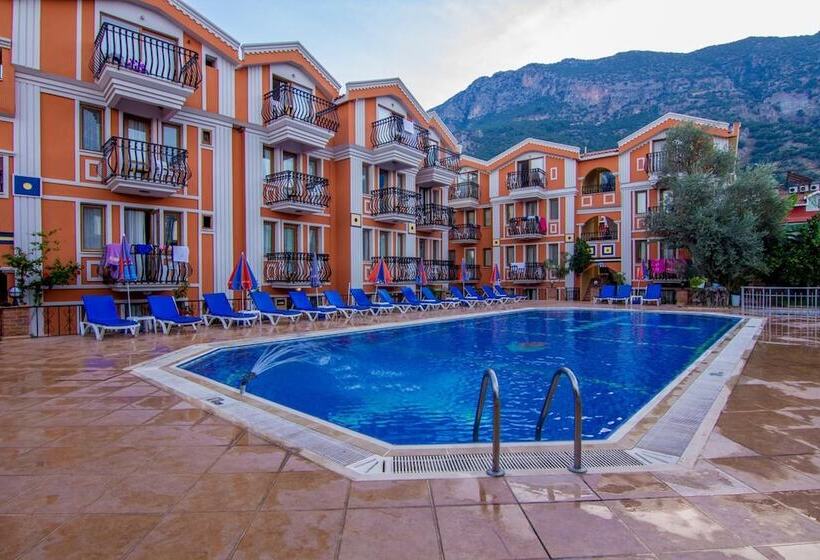 هتل Magic Tulip Beach