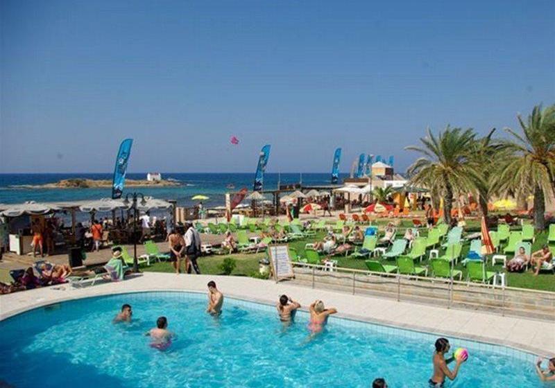 ホテル Malia Resort