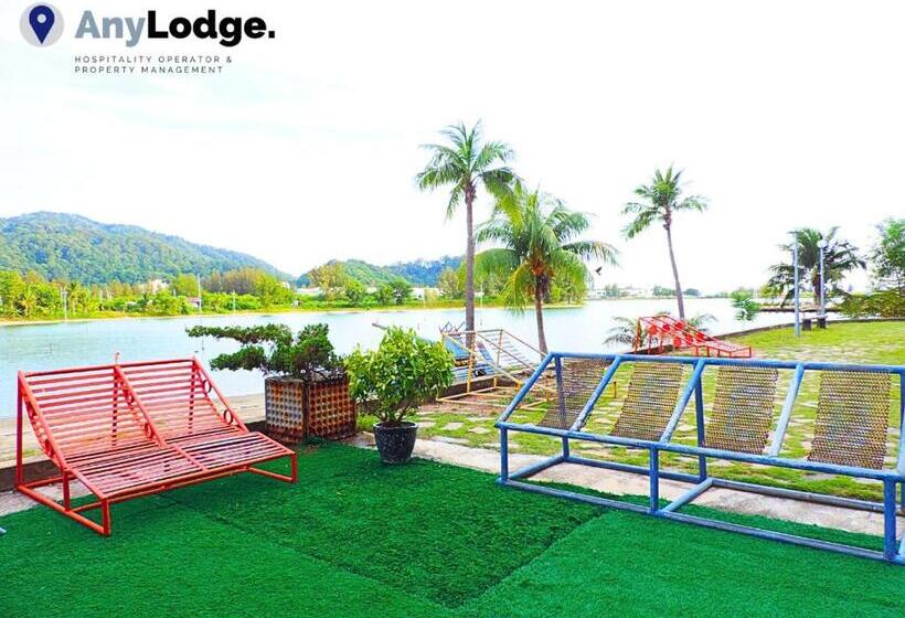 فندق Marina Island Pangkor Resort &