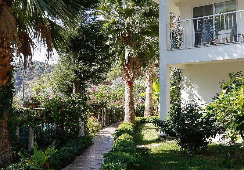 Отель Morina Deluxe