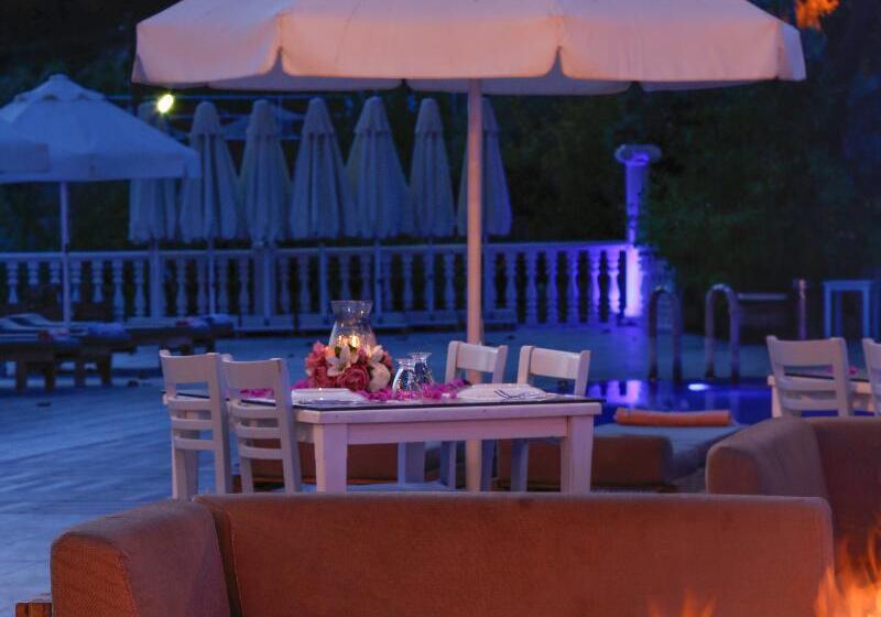 Отель Morina Deluxe