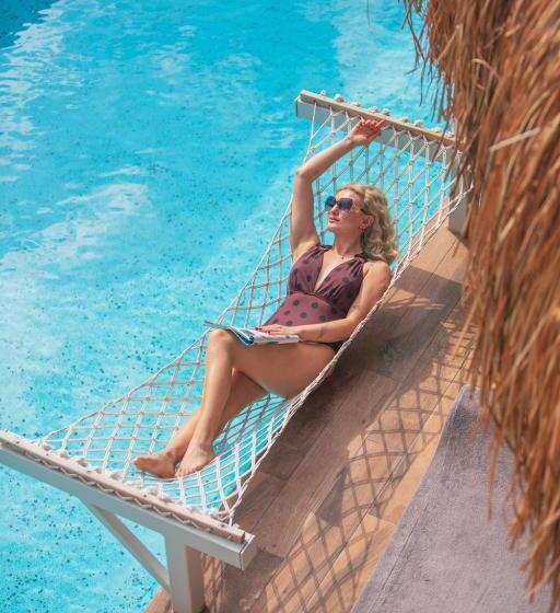 Отель Morina Deluxe