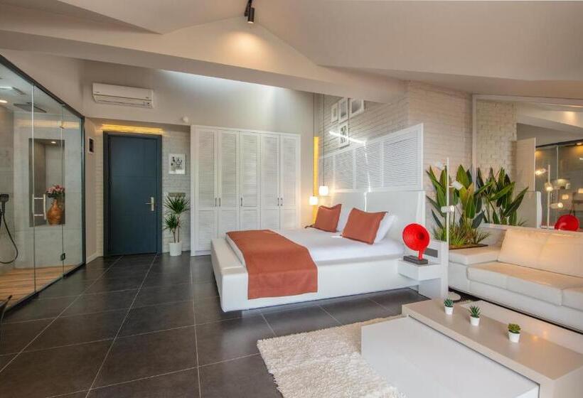 Отель Morina Deluxe