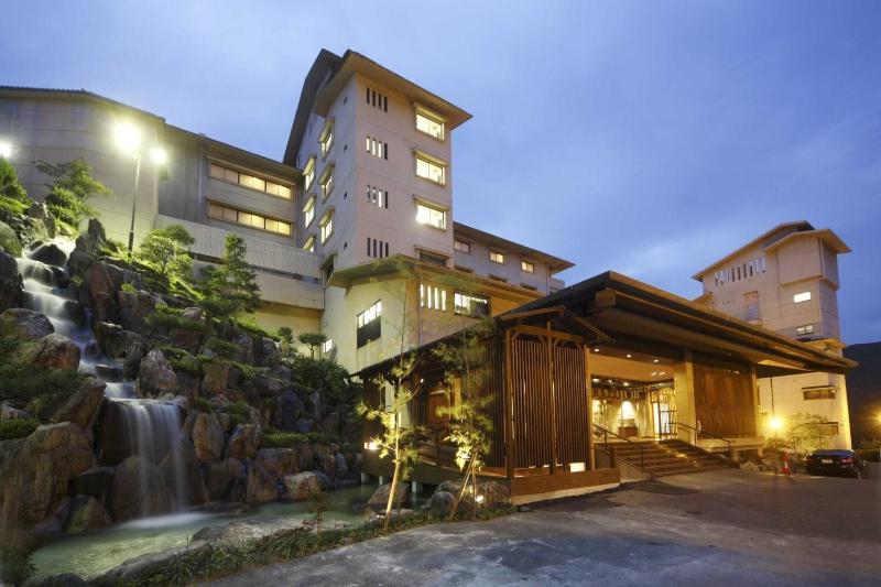 هتل Premier Resort Yuga Iseshima