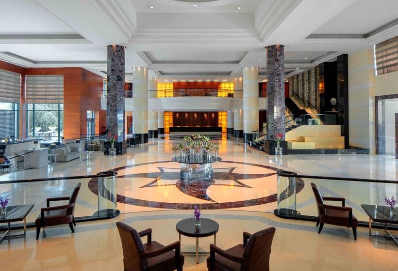 هتل Radisson Blu Cebu