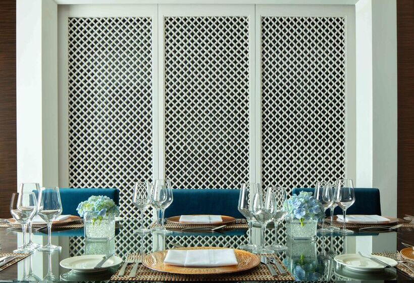 هتل Radisson Blu Cebu