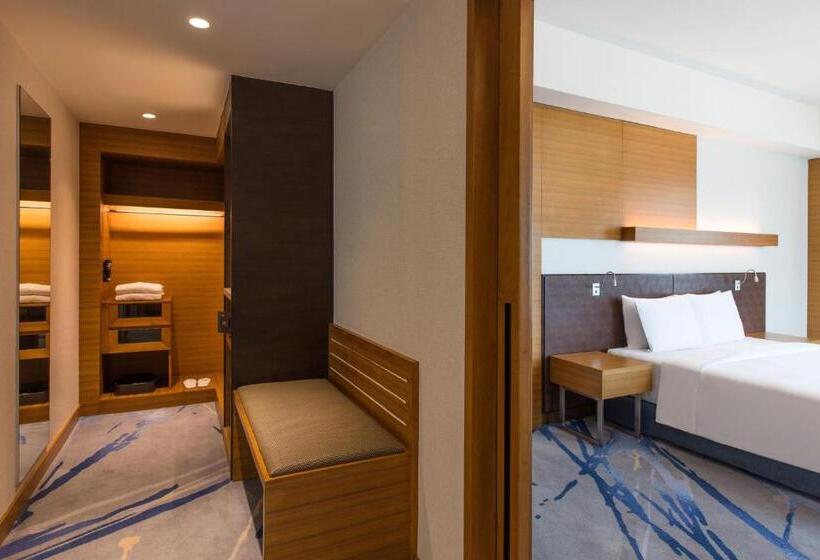 هتل Radisson Blu Cebu