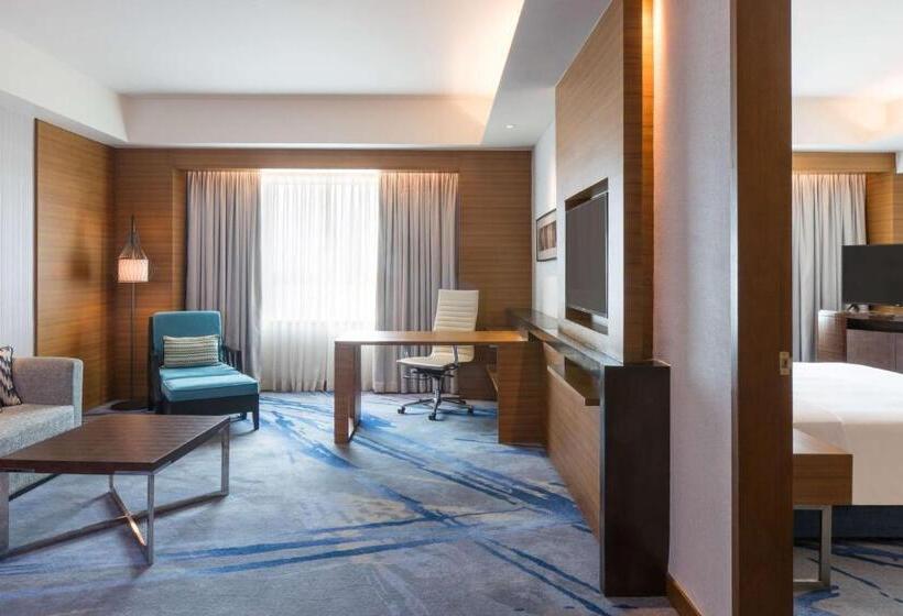 هتل Radisson Blu Cebu