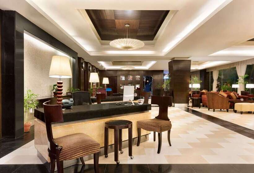 Hotel Ramada Plaza By Wyndham Karachi Airport