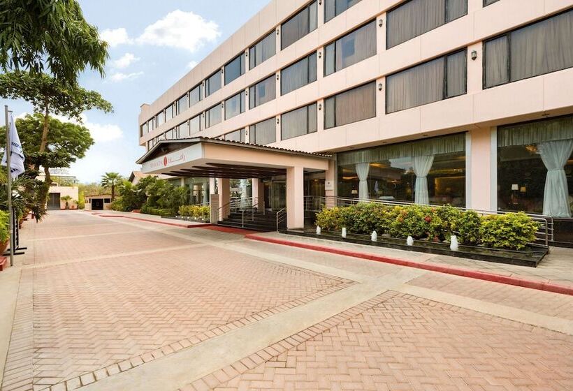 Hotel Ramada Plaza By Wyndham Karachi Airport