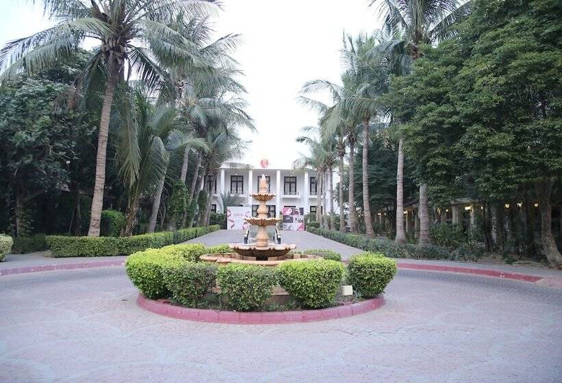 Hotel Ramada Plaza By Wyndham Karachi Airport