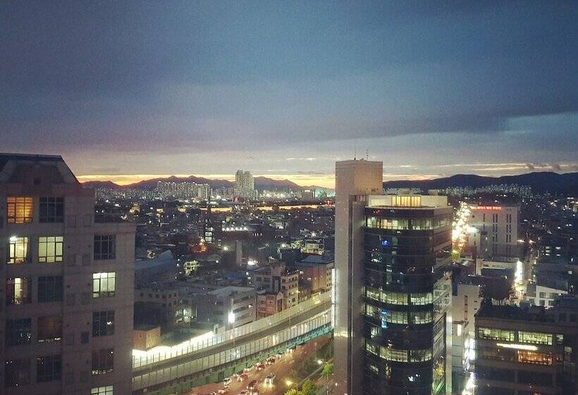 Hotel Ramada Plaza By Wyndham Suwon