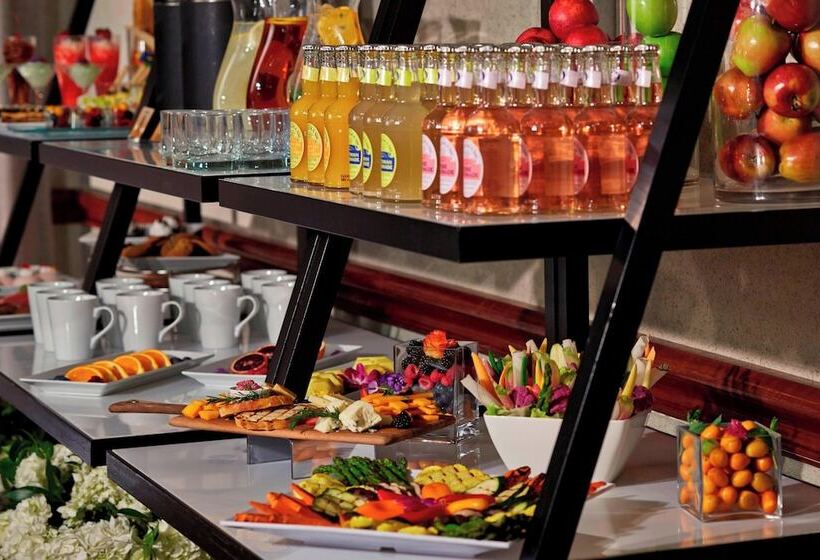 Renaissance Minneapolis Hotel, The Depot