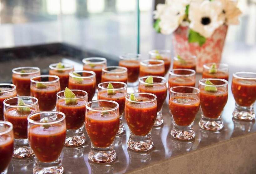 Renaissance Minneapolis Hotel, The Depot