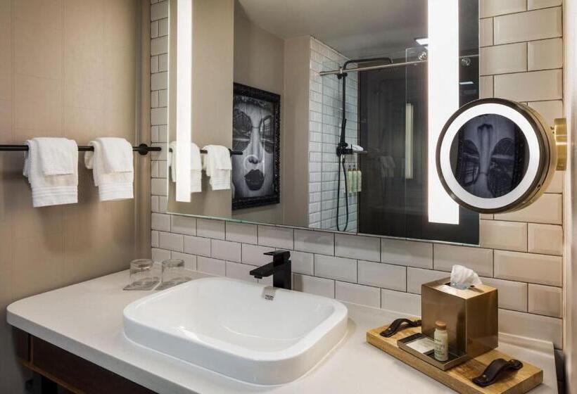 Renaissance Minneapolis Hotel, The Depot