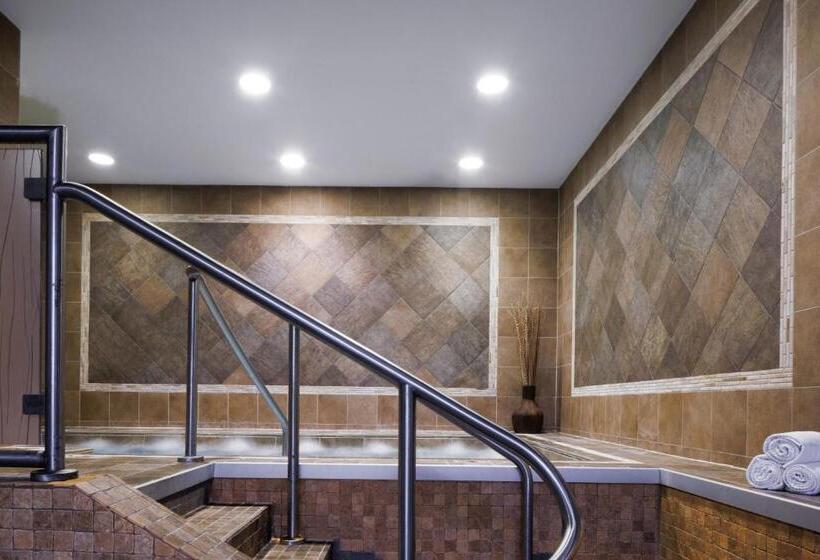 Renaissance Montgomery Hotel & Spa At The Convention Center