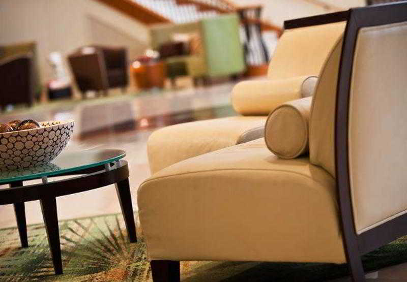 هتل Renaissance Raleigh North Hills