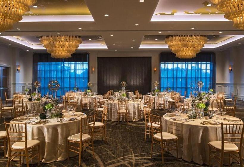 هتل Renaissance Raleigh North Hills