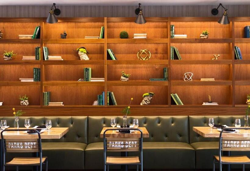 هتل Renaissance Raleigh North Hills