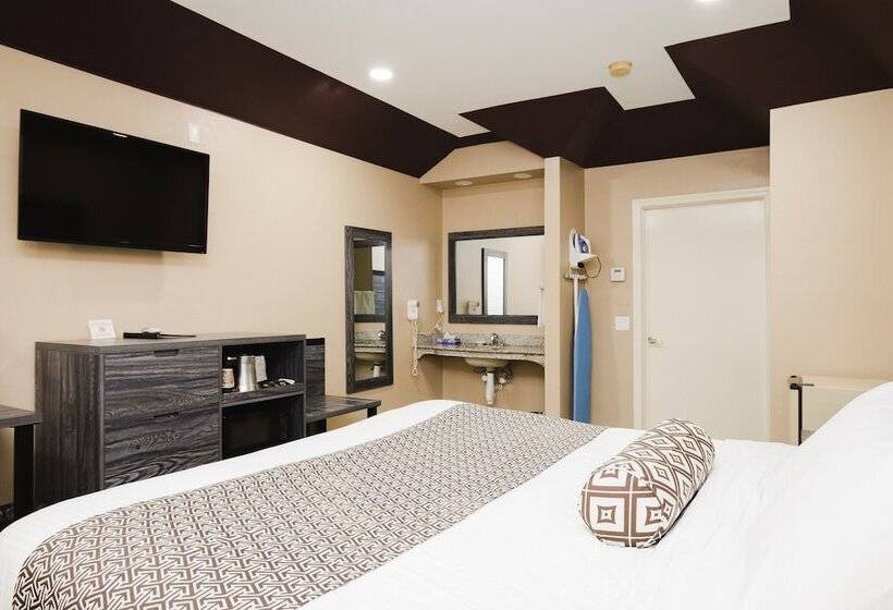 בית מלון כפרי Sapphire Inn & Suites