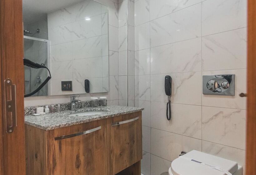 호텔 Sempati Halici