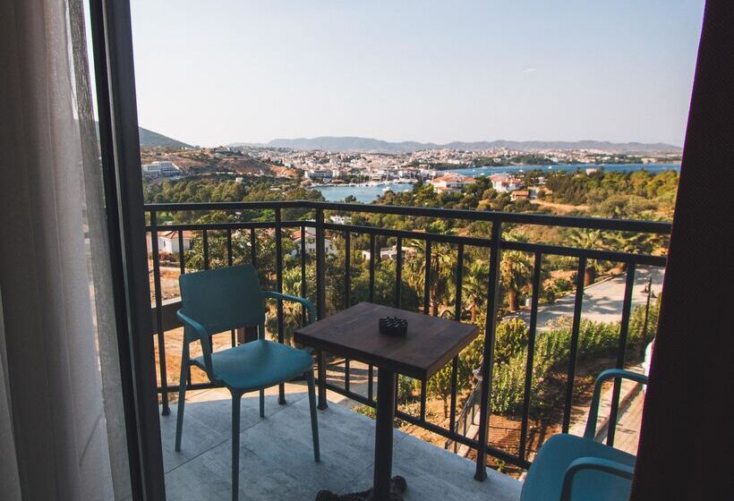 호텔 Sempati Halici