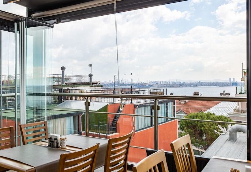 Seraglio Hotel & Suites