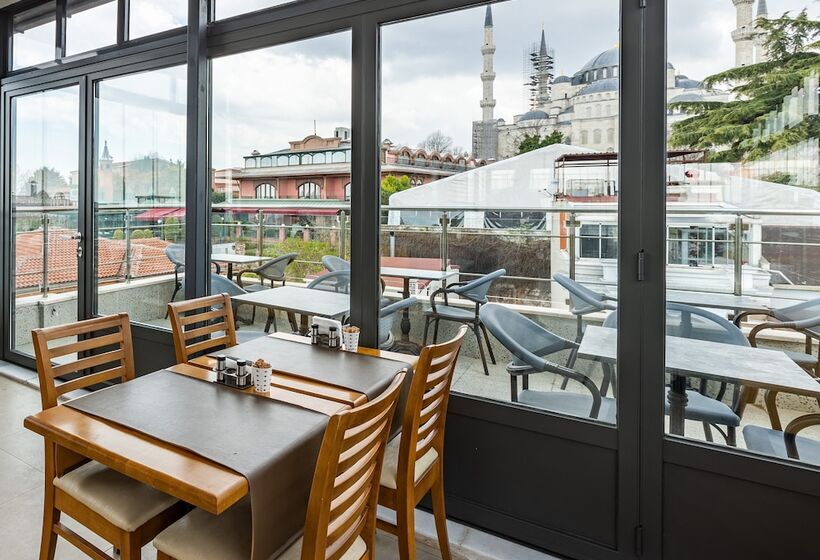 Seraglio Hotel & Suites