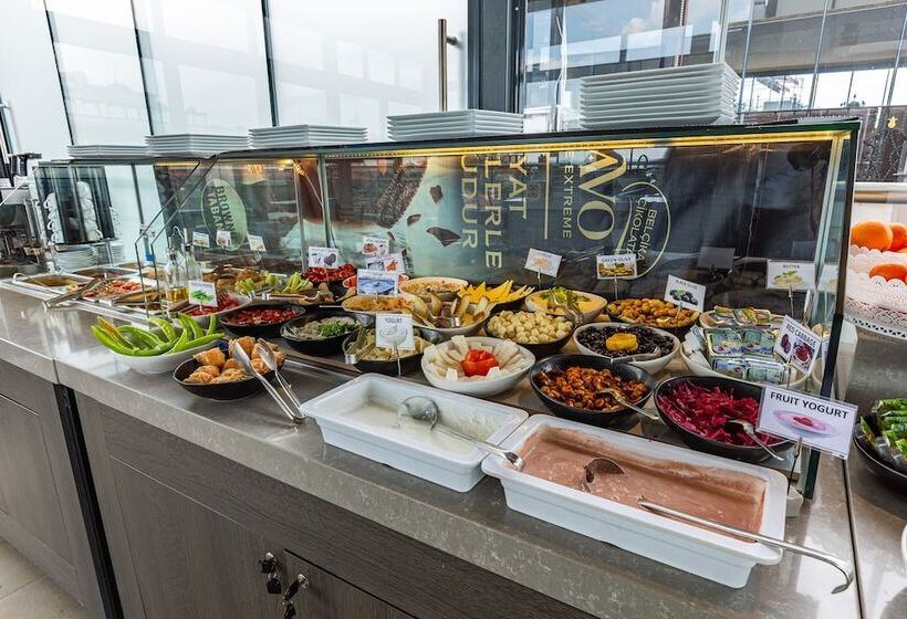 Seraglio Hotel & Suites