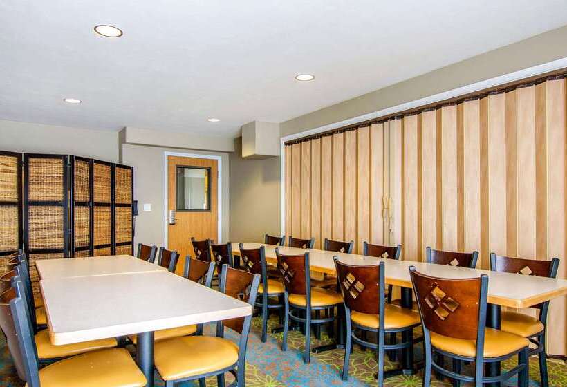 בית מלון כפרי Sleep Inn & Suites Idaho Falls Gateway To Yellowstone