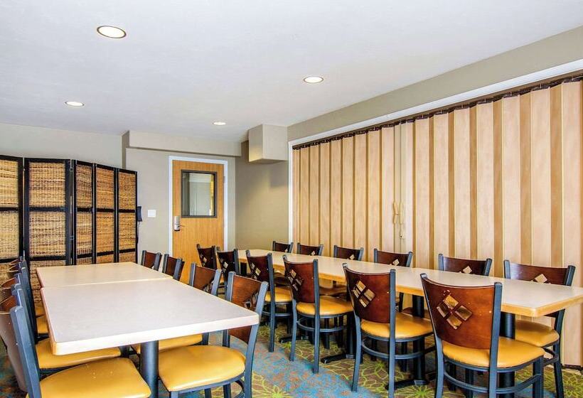 בית מלון כפרי Sleep Inn & Suites Idaho Falls Gateway To Yellowstone