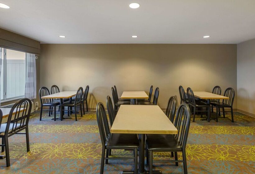 בית מלון כפרי Sleep Inn & Suites Idaho Falls Gateway To Yellowstone