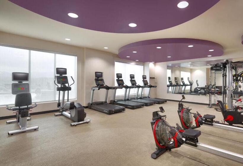 בית מלון כפרי Springhill Suites By Marriott Las Vegas Convention Center