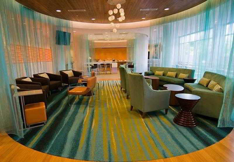 فندق Springhill Suites Harrisburg Hershey