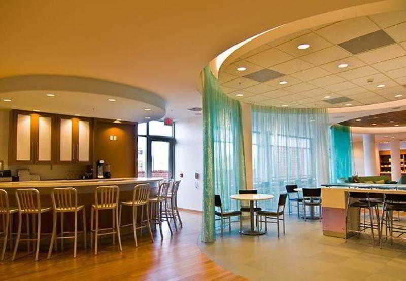 فندق Springhill Suites Harrisburg Hershey