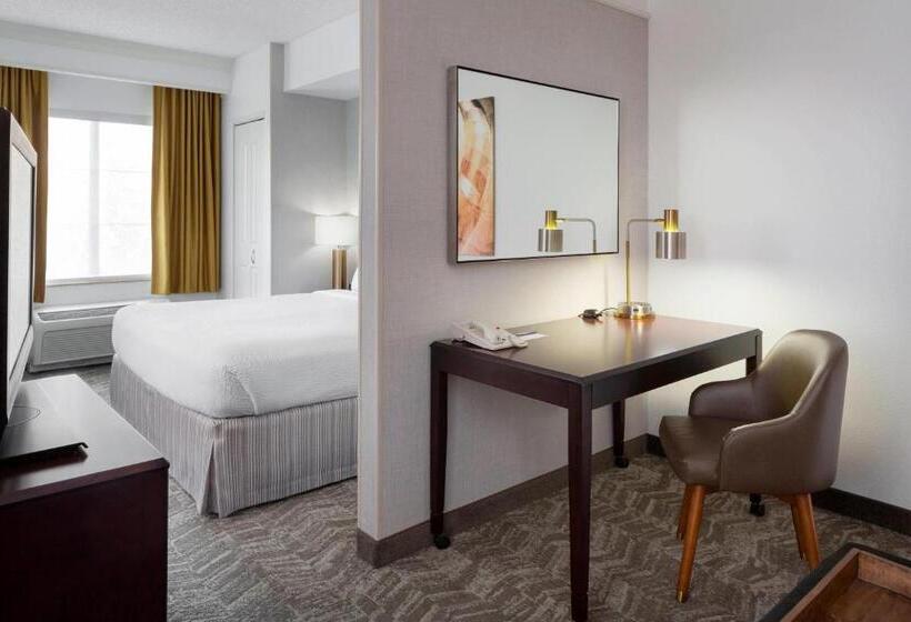 Отель Springhill Suites Napa Valley